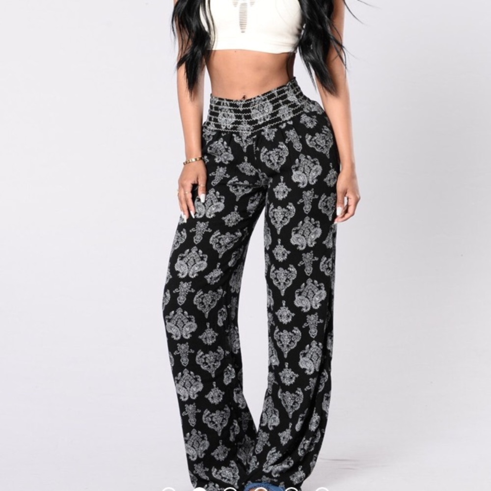 Fashion Nova “Tied to a Shallow Heart” pants